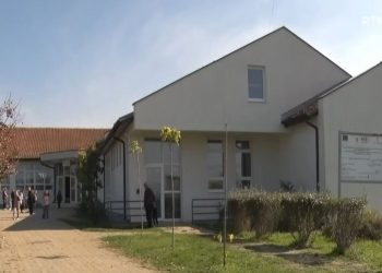 Shkolla e Çikatovës së Vjetër me mungesë të kuadrove