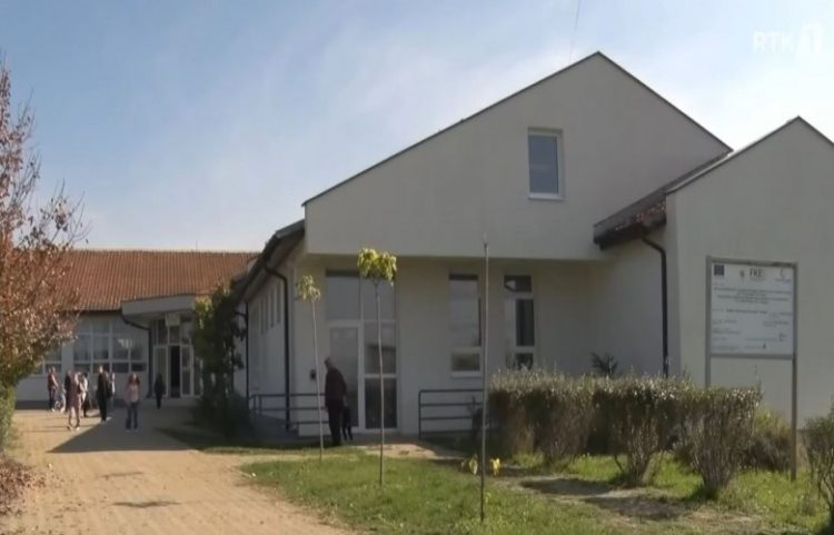 Shkolla e Çikatovës së Vjetër me mungesë të kuadrove