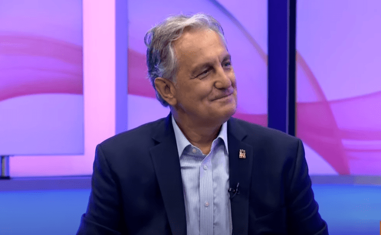 Camaj flet për librin e tij ‘Porosia e kullës’