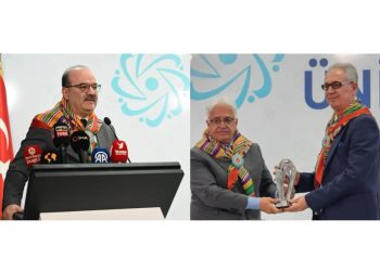Në Bursa të Turqisë u ndanë çmime për botën e shkencës turke