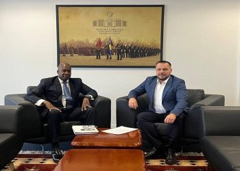 Maqedonci vlerëson ndihmën e SHBA-së në ndërtimin e kapaciteteve mbrojtëse