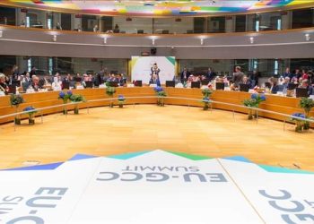 BE-ja dhe vendet e Gjirit shprehin “shqetësime të rënda” për sulmet izraelite ndaj paqeruajtësve të OKB-së në Liban