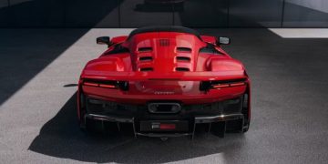 Ferrari prezanton makinën më të fuqishme të historisë së tij (Foto)