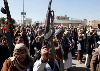 Huthët e Jemenit kërcënojnë SHBA: Do ta paguani!