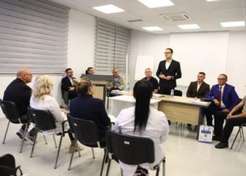 Kryetari Hyseni: Pothuajse asnjë mjekë nuk po mbetet pa punë