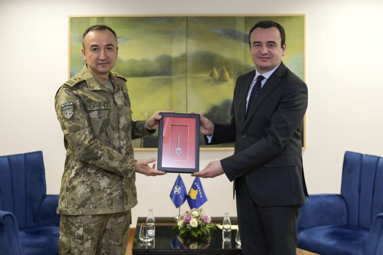Kurti në takimin lamtumirës e falënderon Ulutashin për bashkëpunimin dhe koordinimin
