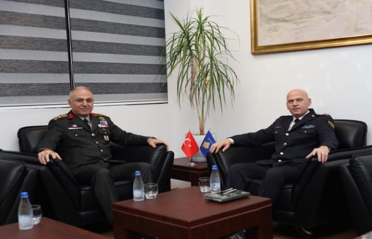 Jashari e Gürak pajtohen për bashkëpunim ne fushën e mbrojtjes