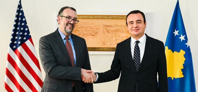 Osmani priti në takim lamtumirës komandantin e KFOR-it, Özkan Ulutaş