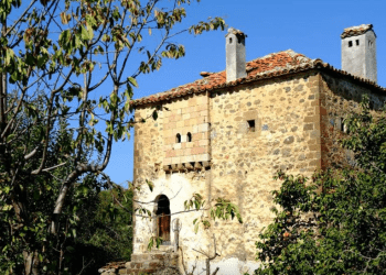 Kumbaro: ‘Turi i kullave’ zbuloi trashëgiminë e pasur materiale dhe kulturore të luginës së Matit (Foto)