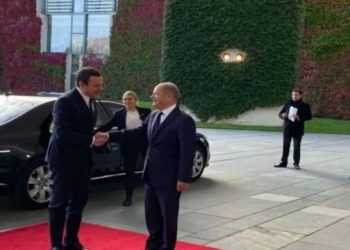‘Samiti i Berlinit’, Kryeministri  Kurti pritet nga kancelari gjerman Olaf Scholz