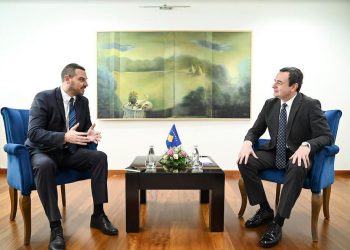 Kurti u takua me Magazinoviqin, e falënderoi për mbështetjen ndaj anëtarësimit të Kosovës në KiE