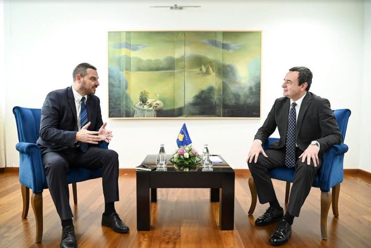 Kurti u takua me Magazinoviqin, e falënderoi për mbështetjen ndaj anëtarësimit të Kosovës në KiE