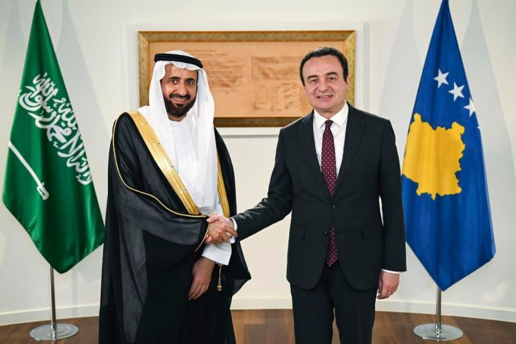 Kurti mirëpret ministrin e Haxhit dhe Umres së Arabisë Saudite