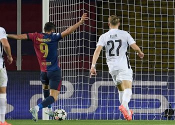 Lewandowski arrin një sukses që vetëm Ronaldo e ka bërë deri tani në Champions