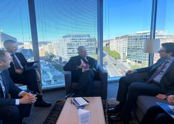 Ministri Murati dhe Guvernatori Ismaili takuan drejtorin e Departamentit Evropian në FMN