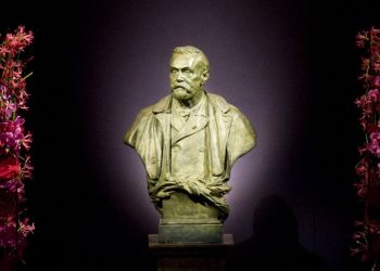 Përdorën inteligjencën artificiale për të “çkoduar” proteinat, shkencëtarët fitojnë Çmimin Nobel në Kimi