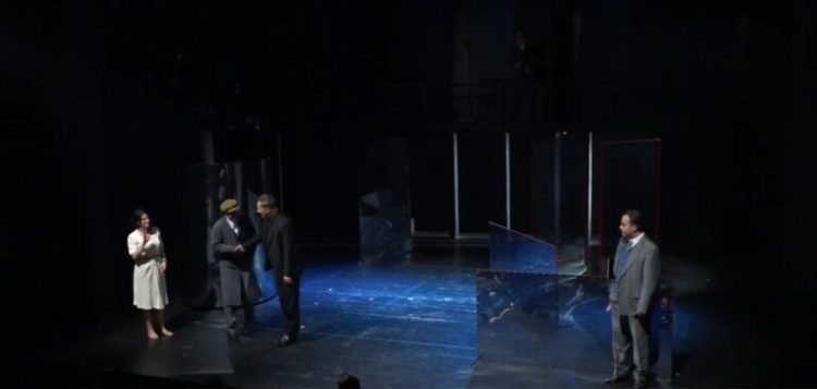 ‘Koncerti’, një drame shqiptare për të shkuarën, Hija e Prenk Jakovës në një shfaqje teatrale