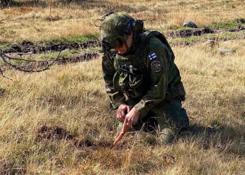Ushtarët finlandezë të KFOR-it me operacion kundër mjeteve shpërthyese në veri