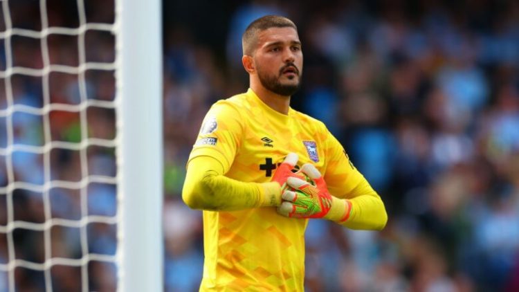 Aro Muriq portieri më i vlerësuar në Ligën Premier