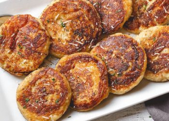 Bukë të vogla në tigan, plot shije dhe aromë