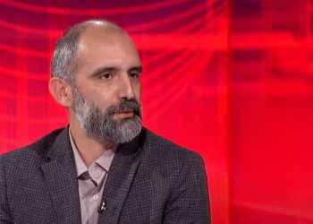 Abrashi: Opozita po “shpikë” sondazhe, matjet e fundit thonë se jemi 49%