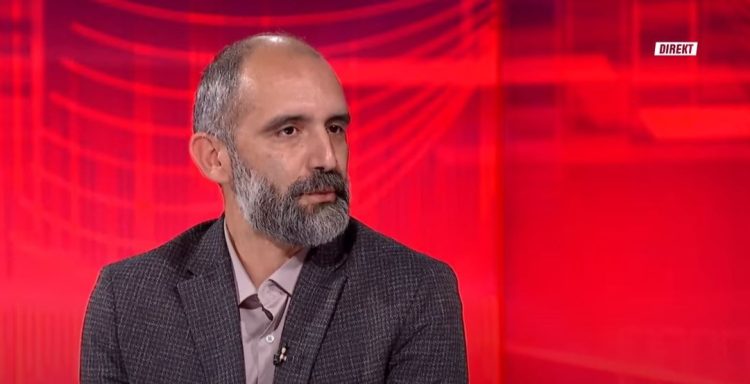 Abrashi: Opozita po “shpikë” sondazhe, matjet e fundit thonë se jemi 49%