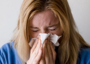 Si të mbroheni nga gripi dhe ftohja këtë sezon virusesh!