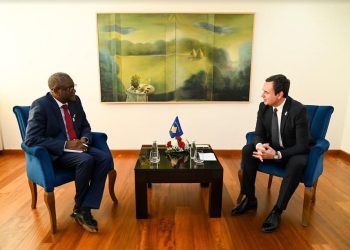 Kurti mirëpriti nobelistin Mukwege, i shprehu mirënjohje për mbështetjen ndaj të mbijetuarve të dhu*nës se*ksuale
