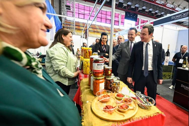 Kurti fton të gjithë që të shfrytëzojnë panairin ndërkombëtar “AGROKOS”