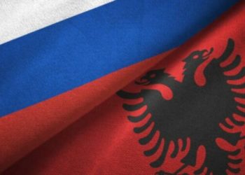 Moska, sulm hibrid Shqipërisë?