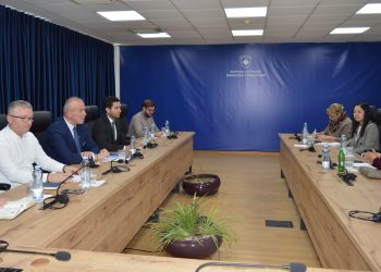 Finalizohet pajisja me dokumente civile për 58 qytetarët e Kosovës, të zhvendosur në Maqedoninë e Veriut