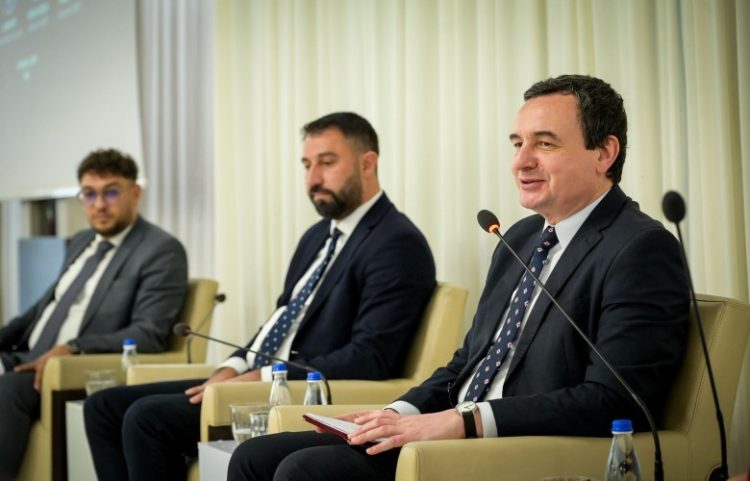 Kurti: Për komunitetet joshumicë kemi ndarë grante për ta bërë ndryshimin