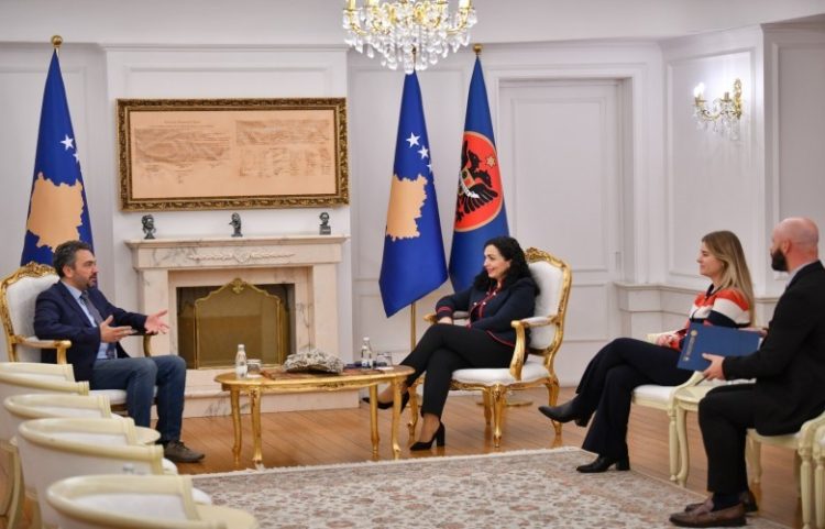 Osmani takon Radoniqin: Procesi zgjedhor të jetë i drejtë e transparent