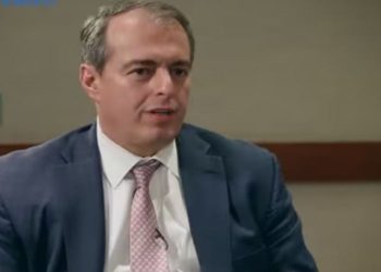 Lukaj: Kosova s`ka nevojë për asociacione, Kushtetuta jep shumë të drejta