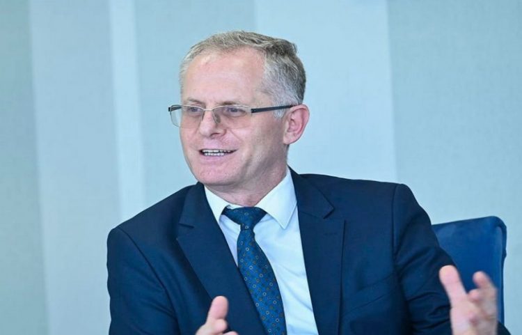 Bislimi: Raporti i Progresit dëshmon se po eceim drejt përafrimit me BE-në