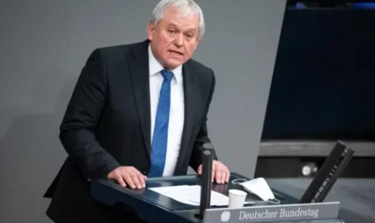 Deputeti gjerman: Miroslav Lajcak nuk do të jetë në krye të dialogut Prishtinë- Beograd