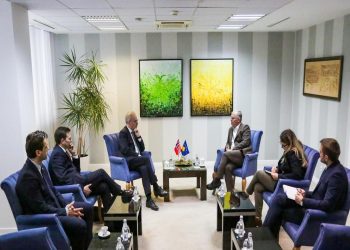 Bislimi e Mathisen takim lamtumirës, biseduan mbi situatën në vend