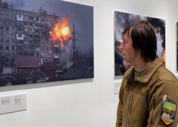 Rrëfen fotografi ukrainas: Jeta në Ukrainë, një betejë e përditshme