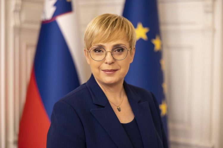 Presidentja sllovene: Sulmi në kanalin e ujit në Zubin Potok, akt i neveritshëm qyqarllëku dhe sabotazhi