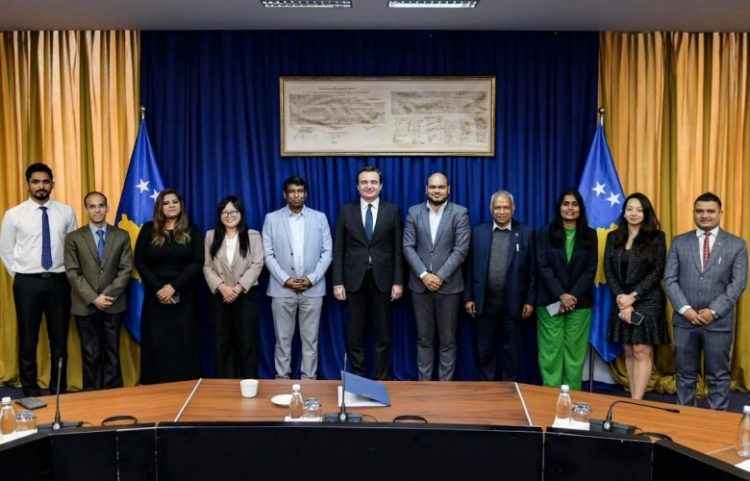 Kurti pret delegacionin aziatik,thekson orientimin Euro-Atlantik të Kosovës