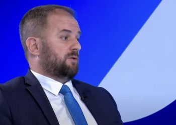 Raci: Serbia duhet të anulojë projektligjet për Kosovën, meriton sanksione të ashpra