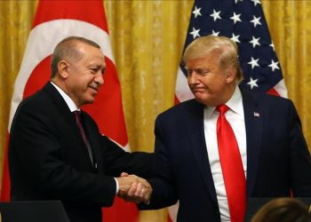 Erdogan zhvillon telefonatë me Trumpin, e uron për fitoren në zgjedhje