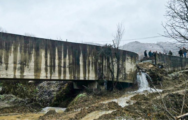 Reagime për sulmin në veri, ndërkombëtarët ofrojnë mbështetje për Kosovë