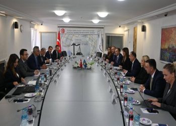 Ministrja Haxhiu në Ankara, vizitoi Akademinë e Drejtësisë