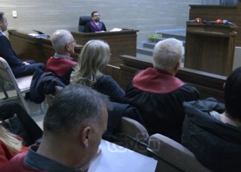 Konjufca dhe të tjerët deklarohen të pafajshëm për hedhjen e gazit lotsjellës në Kuvend