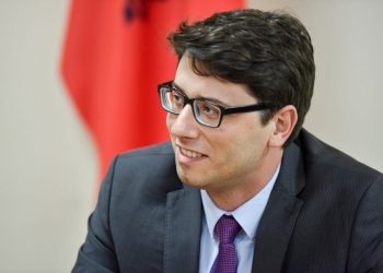 Murati: S’janë shpenzuar 31 milionë euro për karburante, por 10.47 milionë