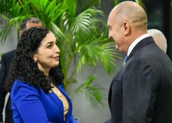 Osmani takohet me Radevin, diskutojnë për bashkëpunim në mbrojtje, politikë të jashtme dhe arsim