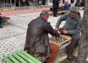 Sfidat e të moshuarve në Shqipëri, 10.8 për qind e tyre jetojnë vetëm