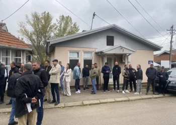 Qytetarët në Medvegjë protestojnë me moton “Ma kthe adresën”
