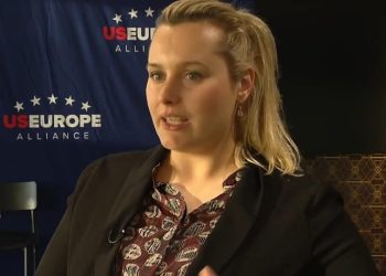 Stradner: Vuçiq ka probleme brenda Serbisë, prandaj edhe po bën lojë me situatën në Kosovë